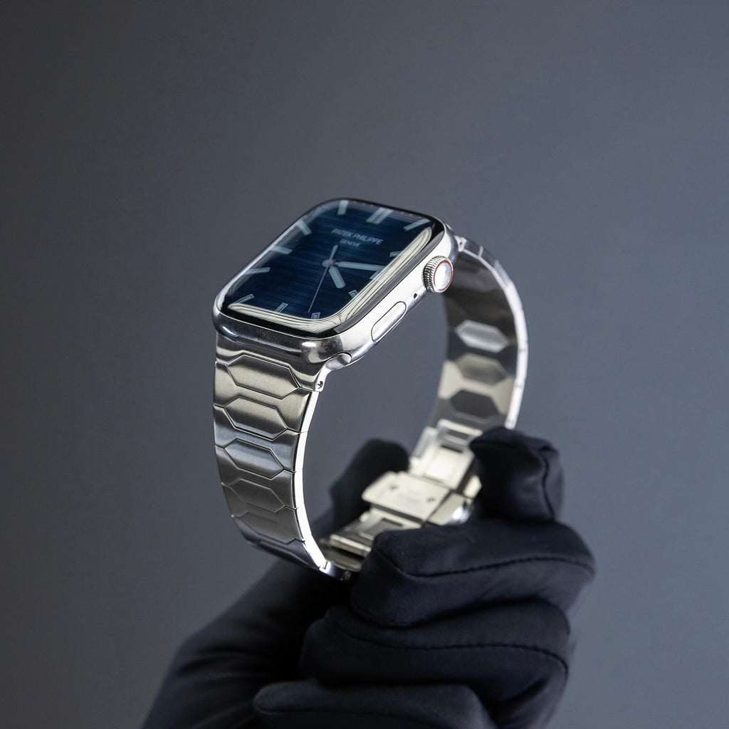 Elegant Stainless Steel Band for Apple Watch – Discreet Luxury Style