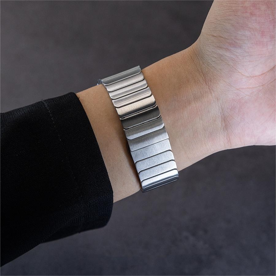 Premium Men’s Apple Watch Stainless Steel Band – Elegant Butterfly Buckle