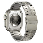 Men’s Apple Watch Titanium Band – Durable Build with Refined Finish
