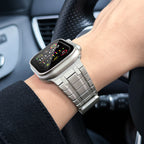 Premium Apple Watch Stainless Steel Band – Elegant Magnetic Closure