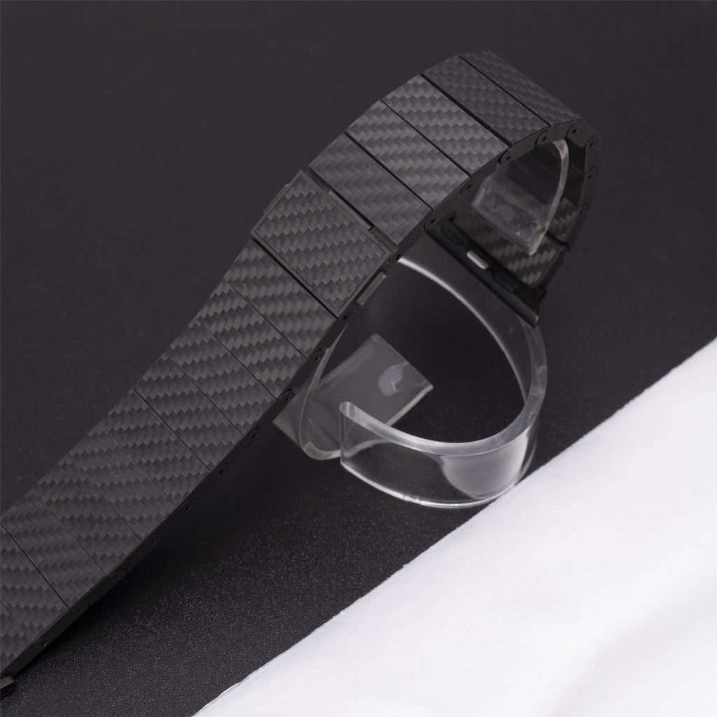 Premium Carbon Fiber Apple Watch Strap for Men – Sporty and Refined Style